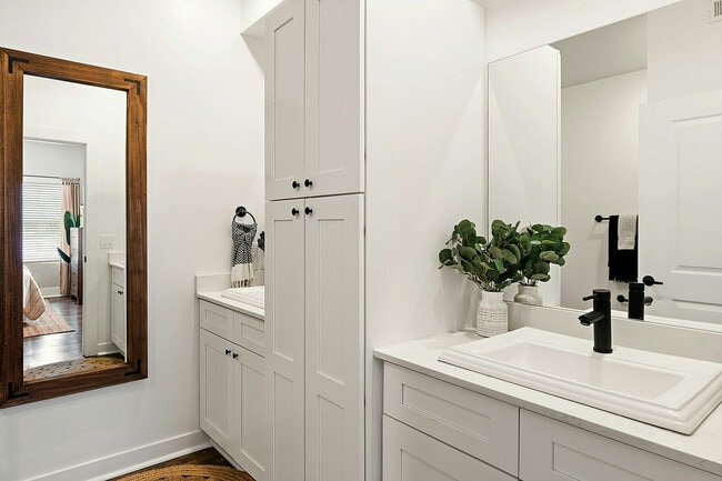 Photo - Pointe Grand Warner Robins