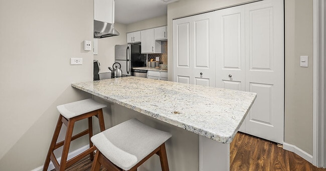 Photo - Windscape of Naperville Apartments