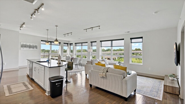 Photo - 7370 Montcalm Dr Unit SI ID1395444P