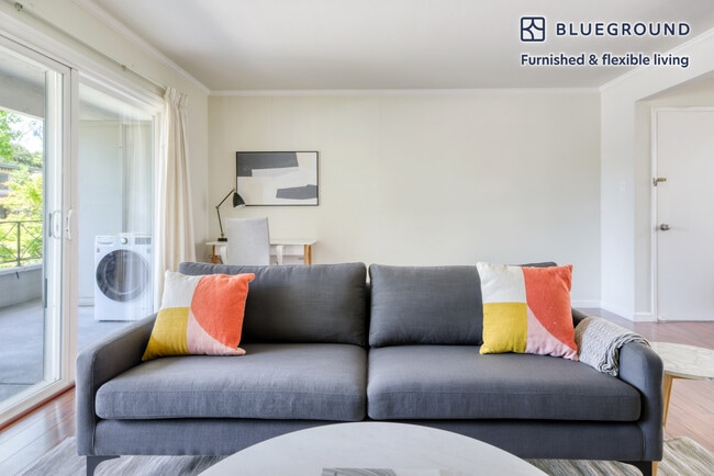 Photo - 837 Cowper St Unit FL1-ID1016