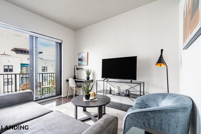 Photo - 440 NE 4th Ave Unit 720