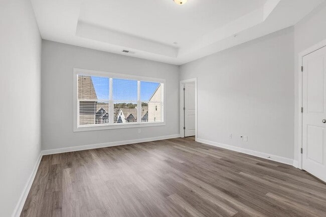 Photo - 2761 Bell Dr SE
