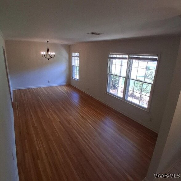 Photo - 3733 Royal Crest Dr