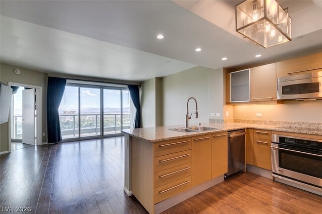 Photo - 322 E Karen Ave Unit 2505