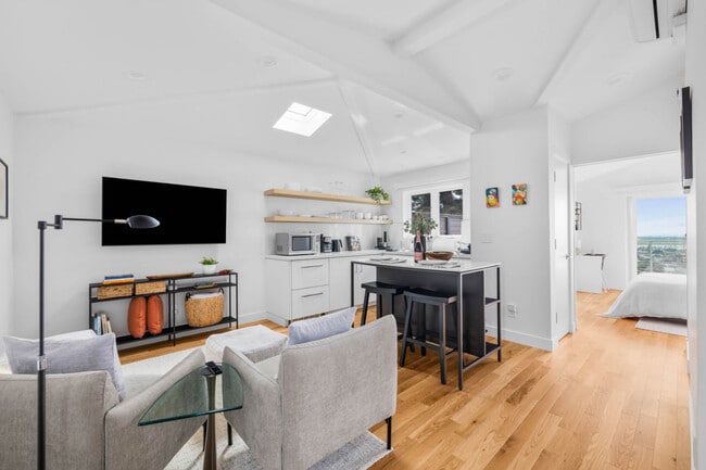 Building Photo - 2182 March Pl Unit ID1288267P