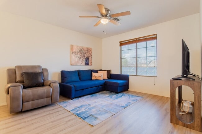 Photo - 1550 N Desert Willow St Unit ID1310564P