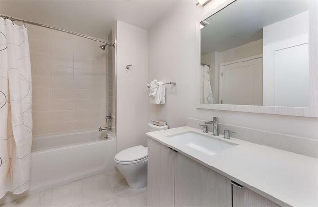 Photo - 400 Army Navy Dr Unit GO ID1039900P