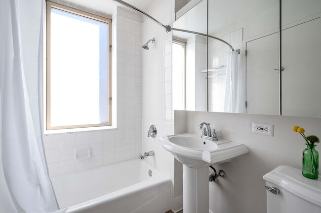 Photo - 1501 Lexington Ave Unit SI ID1057032P