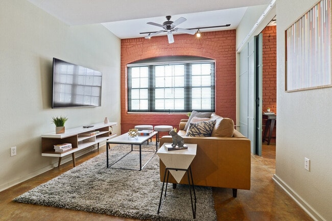 Photo - 1039 Constance St Unit ID1265375P