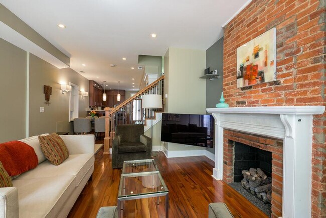 Photo - 401 Constitution Ave NE Unit SI ID1587658P
