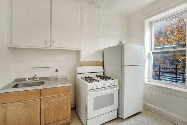 Photo - 1241 College Ave