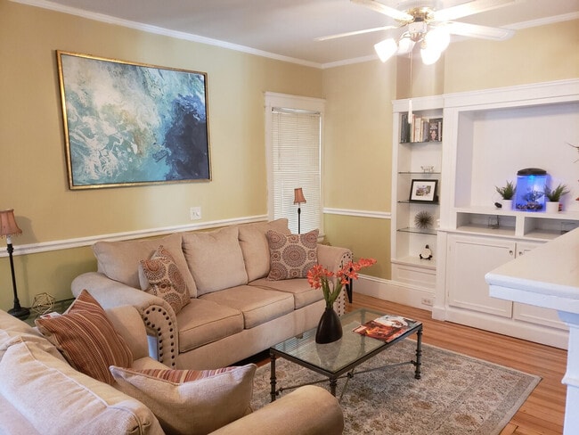 Photo - 21 Case Ave Unit ID1373628P