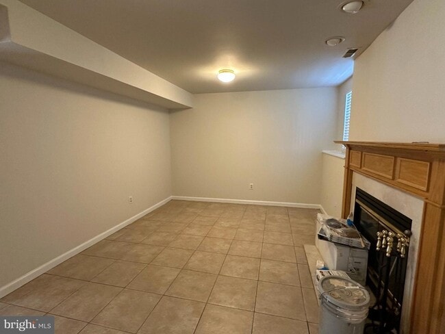 Photo - 108 Steven Ln