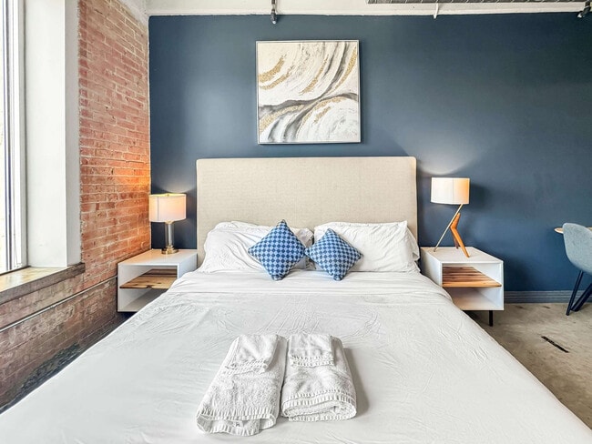 Photo - 555 Evergreen St Unit ID1294681P