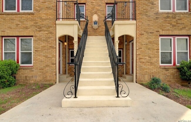 Photo - 240 Claremont Ave
