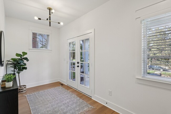 Photo - 521 Hobson Chapel Pl