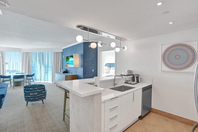 Photo - 4401 Collins Ave Unit SI ID1540556P