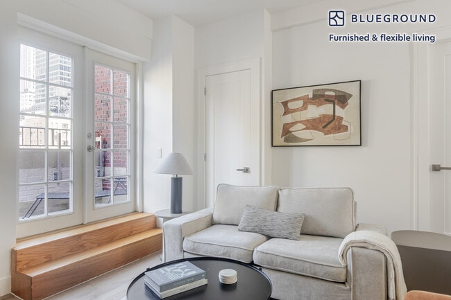 Building Photo - 138 E 38th St Unit FL11-ID1911