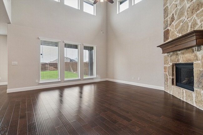 Photo - 1702 Veneto Dr