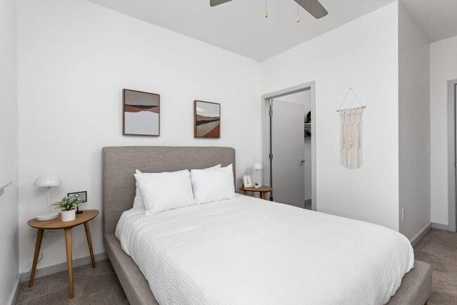 Photo - 747 N College Ave Unit ID1014526P