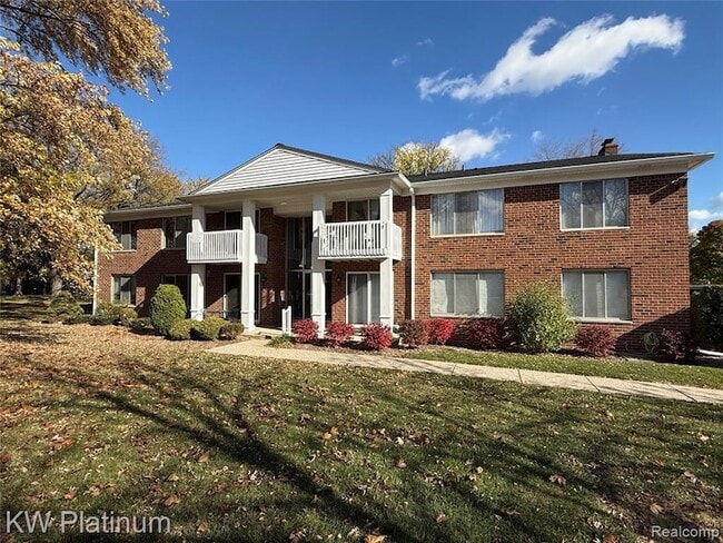 Building Photo - 16870 Edloytom Way Unit 144