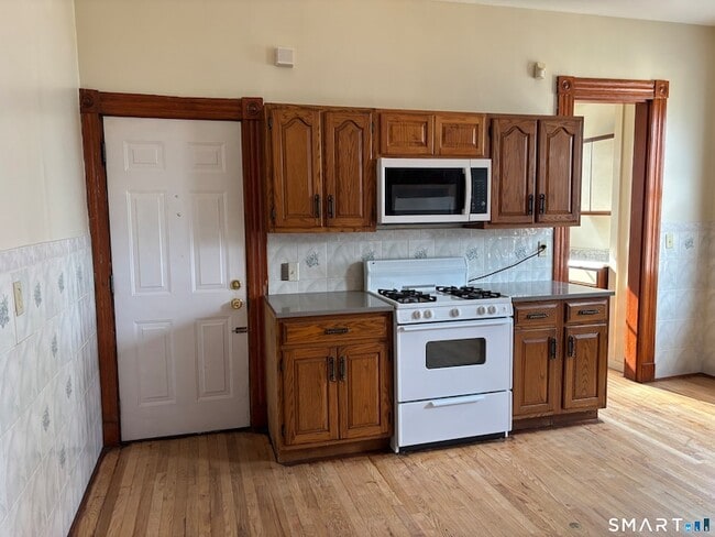 Photo - 1231 State St