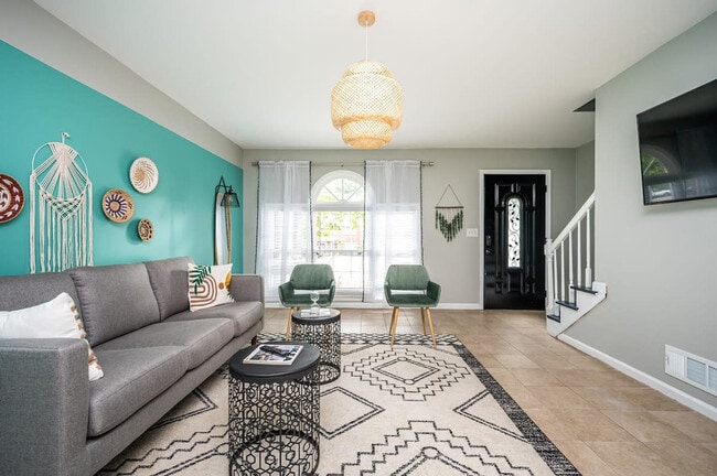 Building Photo - 1263 Sweet Pine Dr Unit ID1299354P