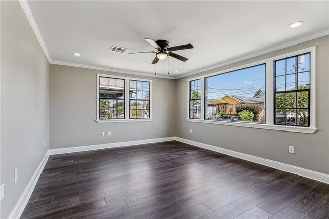 Photo - 1828 Alvar St