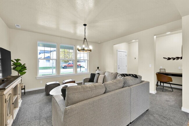 Photo - 902 W Stanhope St Unit SI ID1547116P