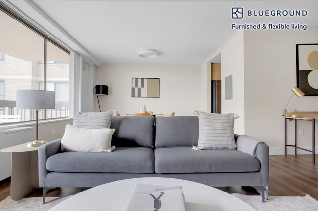 Photo - 1515 Richmond Hwy Unit FL12-ID445