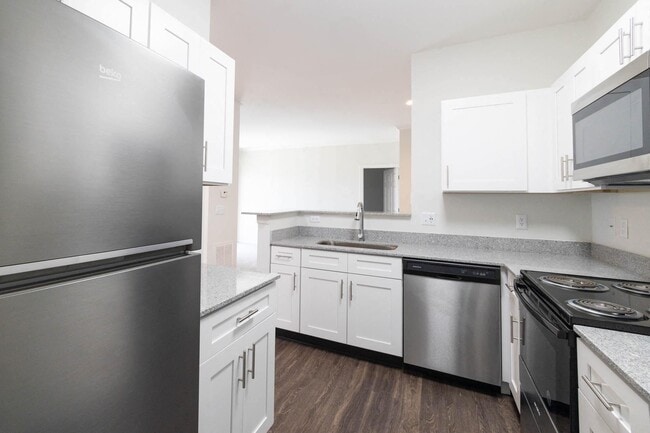 Photo - Center Point