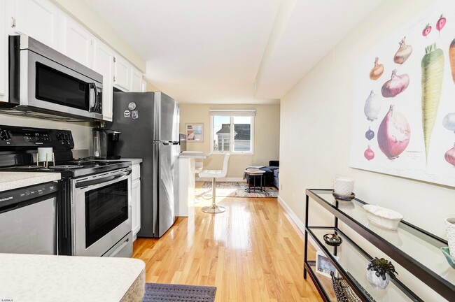 Photo - 9801 Ventnor Ave
