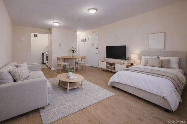 Building Photo - 87-30 62nd Ave Unit 7