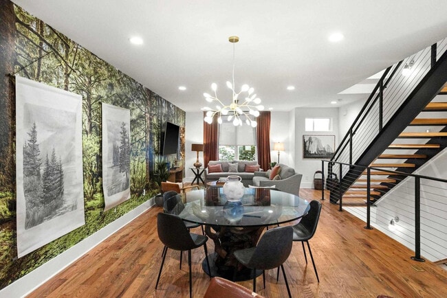 Photo - 776 E Argyle Ave Unit ID1312347P