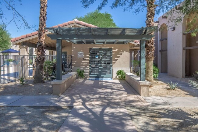 Photo - Arches at La Quinta