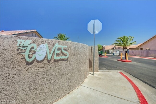 Photo - 313 Crosswind Way