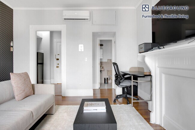 Photo - 226 Newbury St Unit SI FL4-ID753