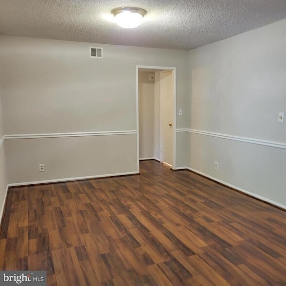 Photo - 5901 Mt Eagle Dr Unit 207