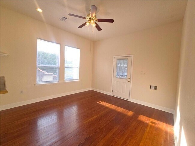 Photo - 2519 N Derbigny St