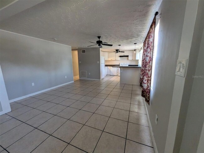 Photo - 5547 Mallow St