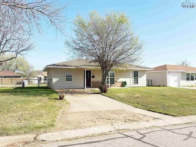 Photo - 3016 Stearns Ave