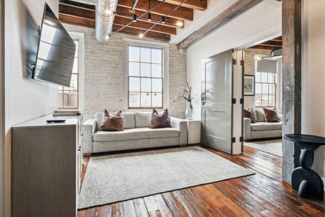 Photo - 315 Girod St Unit ID1267135P