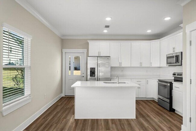 Photo - 314 Date Palm Ln