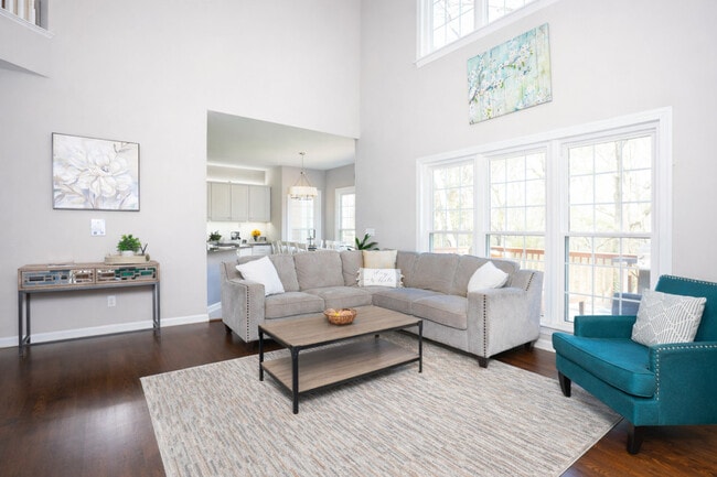 Building Photo - 10315 Rougemont Ln Unit ID1293784P