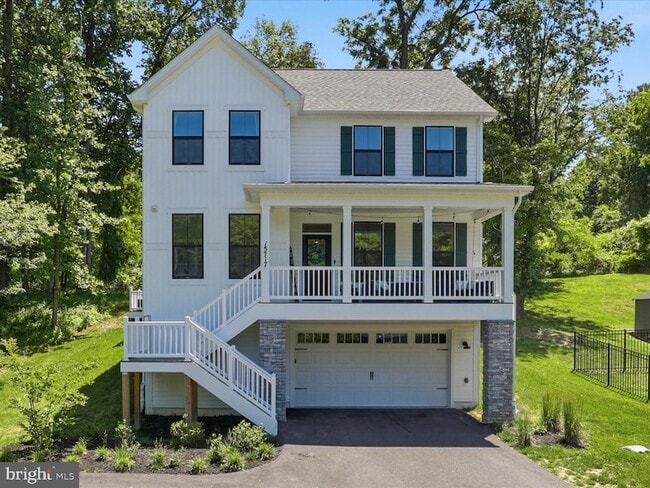 Building Photo - 15717 Tierra Dr