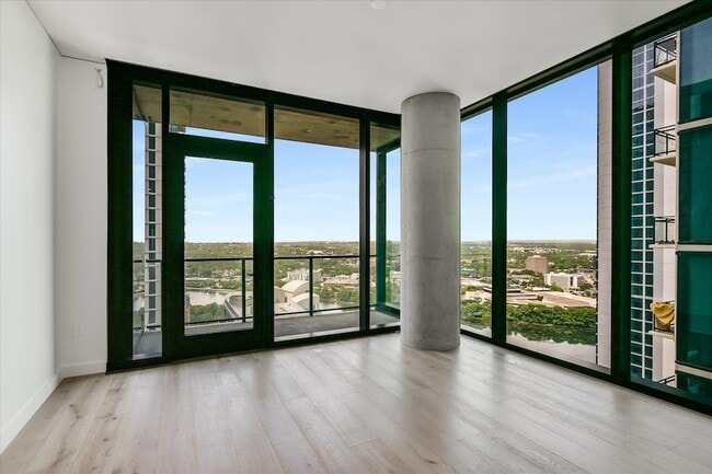 Photo - 610 Davis St Unit 2705