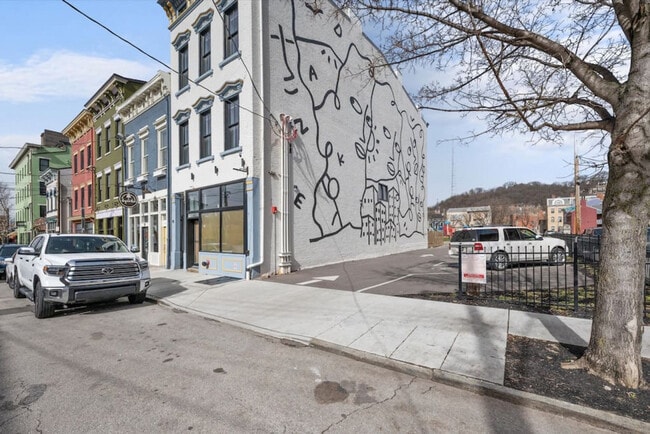 Photo - 18 W Elder St Unit ID1056100P