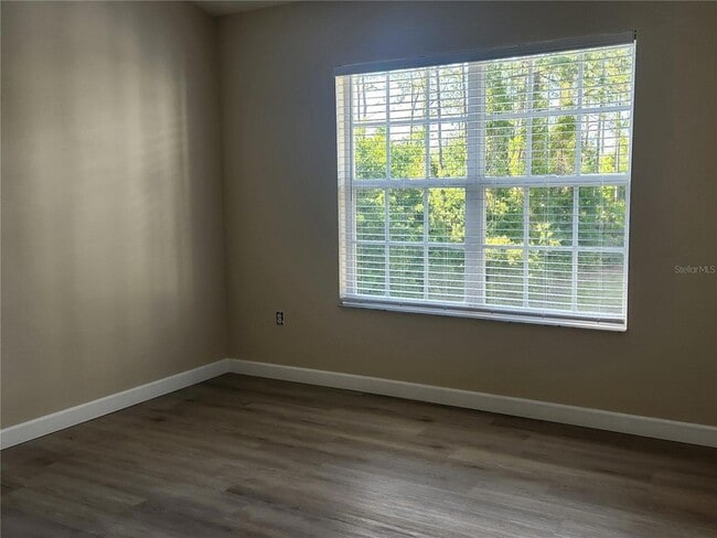Photo - 6327 Green Oaks Cir