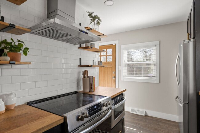 Photo - 2905 Halifax Dr Unit SI ID1536665P