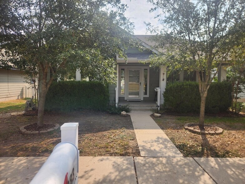 Photo - 5383 Hartson